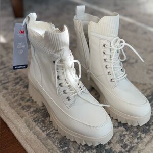 Cream/white waterproof platform boots